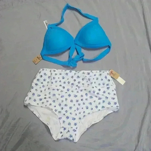 Victoria's secret bikini new with tags - Picture 1 of 7